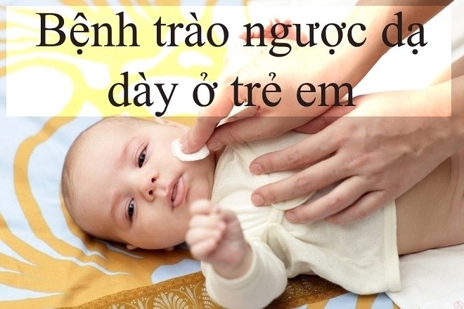 trẻ sơ sinh bị trớ