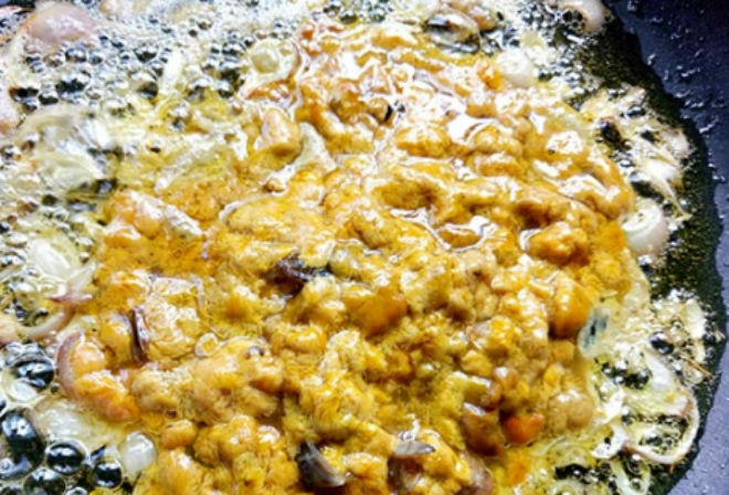 xào gạch cua