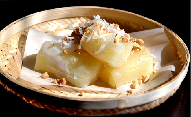 Khoai mì nước cốt dừa.