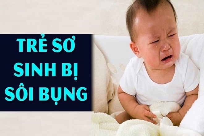 trẻ sơ sinh sôi bụng