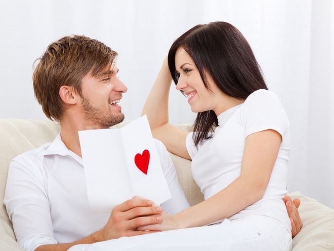 Bảo hiềm thai sản có lợi cho cả bố và mẹ