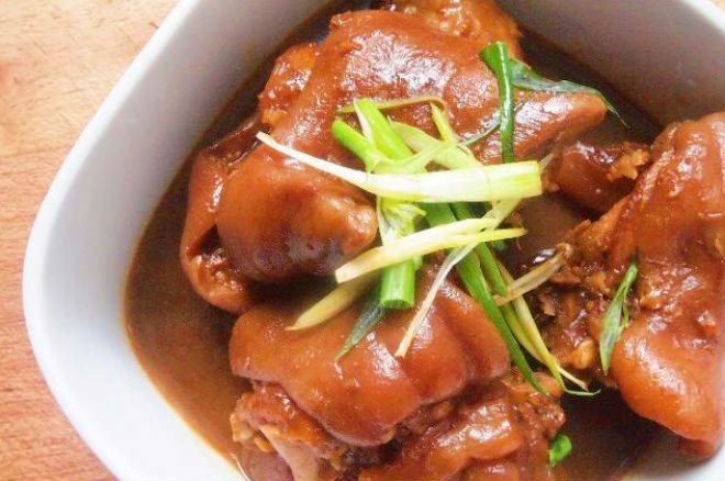 chân giò kho thơm ngon bổ dưỡng