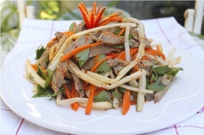 gỏi gà ngó sen
