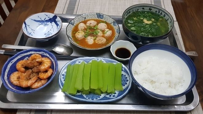 mâm cơm gia đình