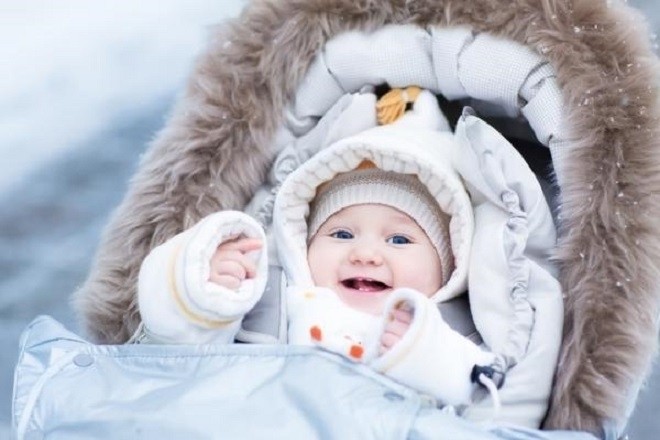 luôn giữ cơ thể bé được ấm áp