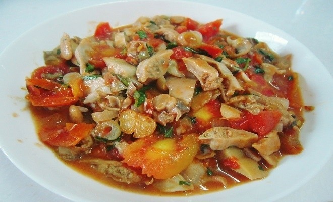 ngao xào cà chua