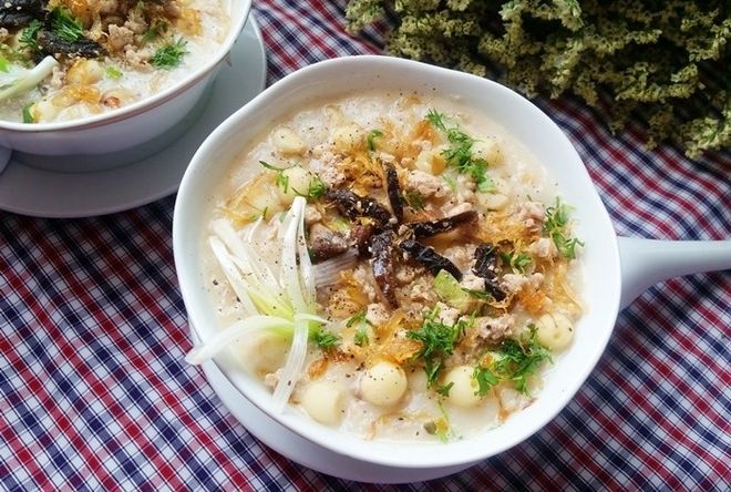 cháo tim gà hạt sen