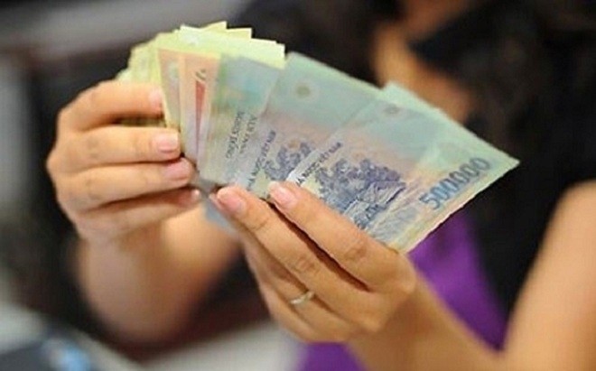 Phụ nữ sinh con lần 3 vẫn được hưởng tiền trợ cấp thai sản