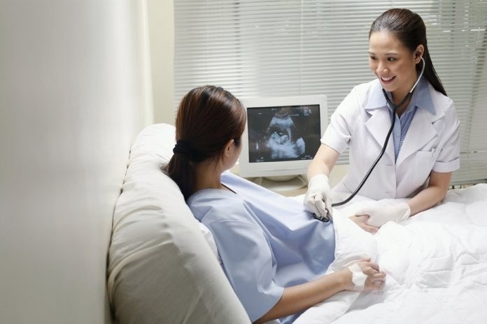 chăm sóc sưc khỏe mẹ bầu 3 tháng đầu