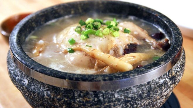 cháo gà nấm hương