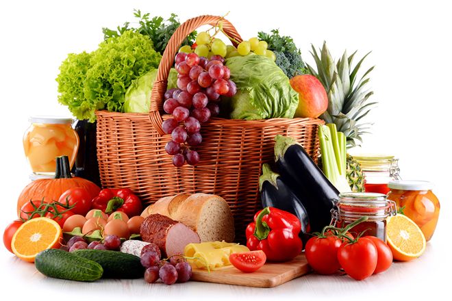 chú ý lựa chọn thực phẩm tươi sạch để chế biến thức ăn dặm cho bé