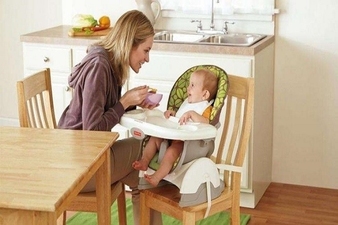 Thay đổi lại chế độ ăn uống của bé cho phù hợp và khoa học