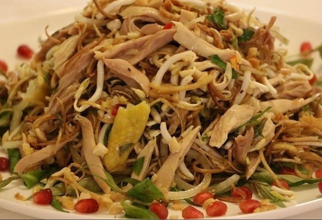 gỏi gà bắp chuối