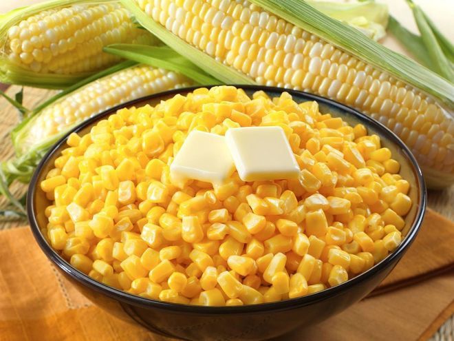 các mẹ chỉ nên cho con ăn ngô khi trẻ được 1 tuổi