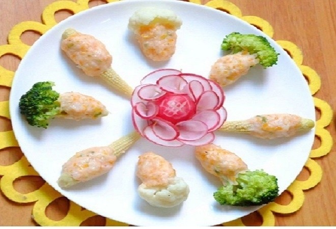 tôm bọc rau củ