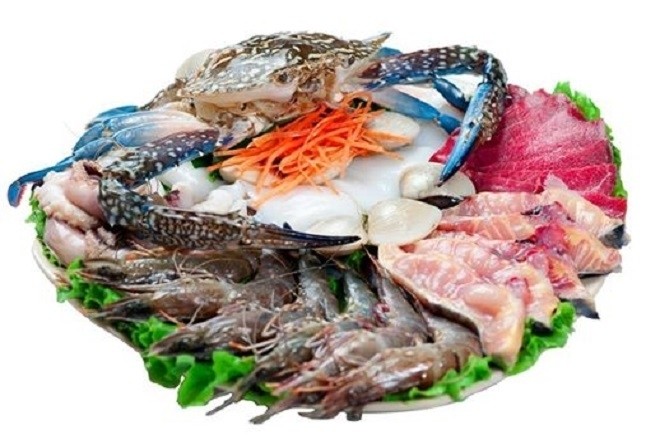 cho trẻ ăn hải sản để có đủ chất dinh dưỡng