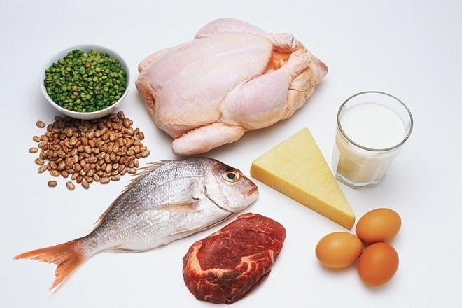 bột ăn dặm cho trẻ phải đủ 4 nhóm chất chính