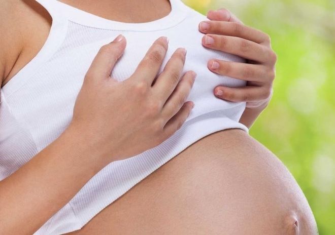Kích thích đầu ti để mẹ bầu chuyển dạ nhanh hơn