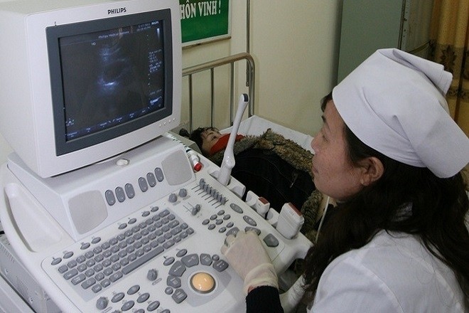 kiểm tra qua siêu âm thường xuyên tránh nguy cơ tràn dịch.