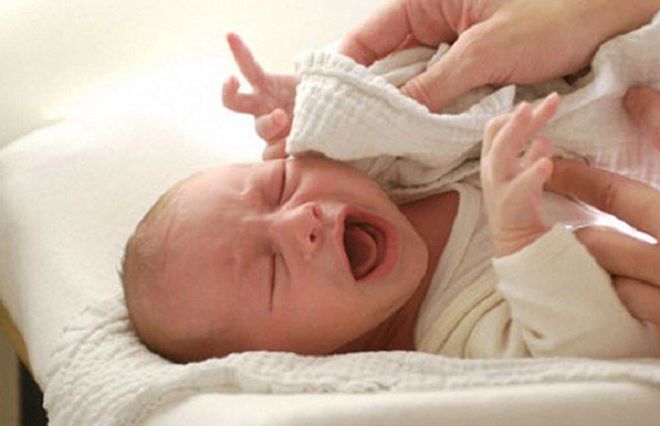 triệu chứng viêm phổi ở trẻ sơ sinh thường không rõ ràng