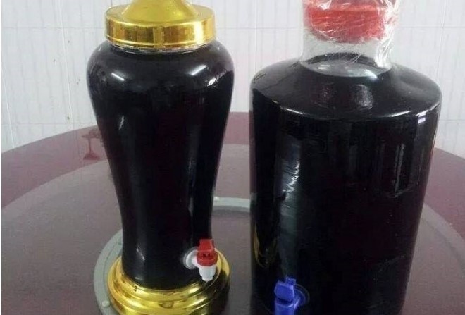 ba kích ngâm rượu