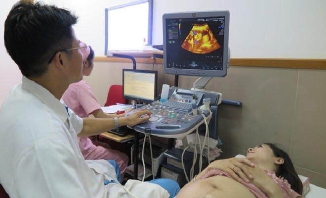 mẹ nên theo dõi thai thường xuyên