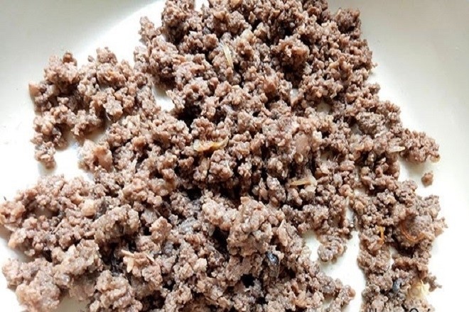xào thịt chim bồ câu chín tới