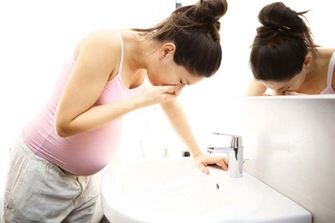 cảm thấy buồn nôn chóng mặt