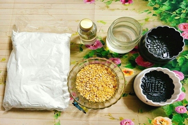 chuẩn bị nguyên liệu làm bánh trung thu nhân đậu xanh