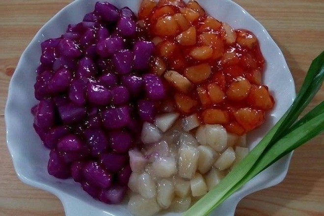 thạch củ năng