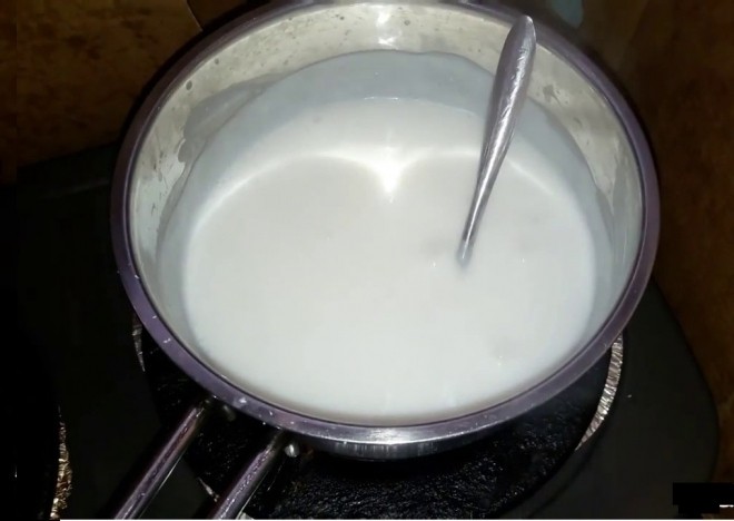 Đun nước cốt dừa