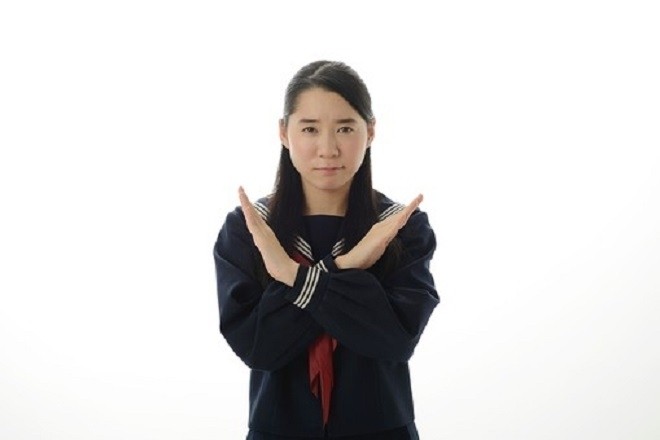 hạn chế các cách đặt tên theo tứ hành xung