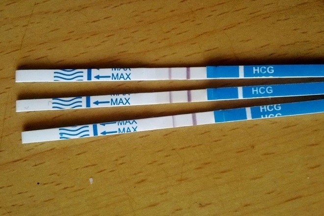 nhiều que thử