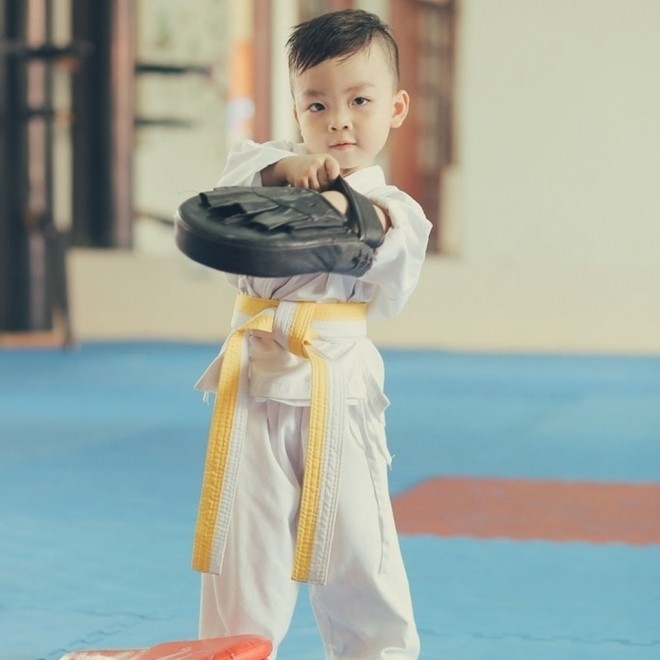 Học võ giúp con khỏe mạnh