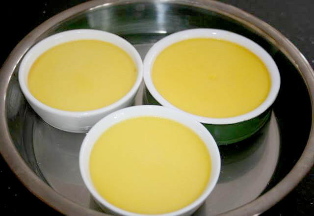 Bánh flan cho bé ăn dặm