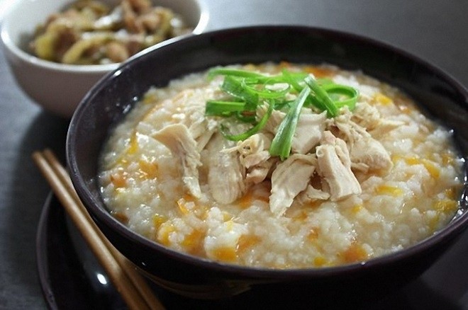 Cháo gà cà rốt