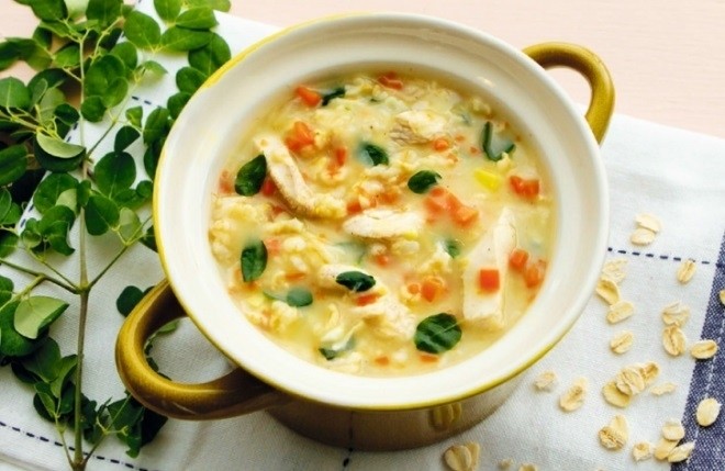 Cháo gà yến mạch rau ngót