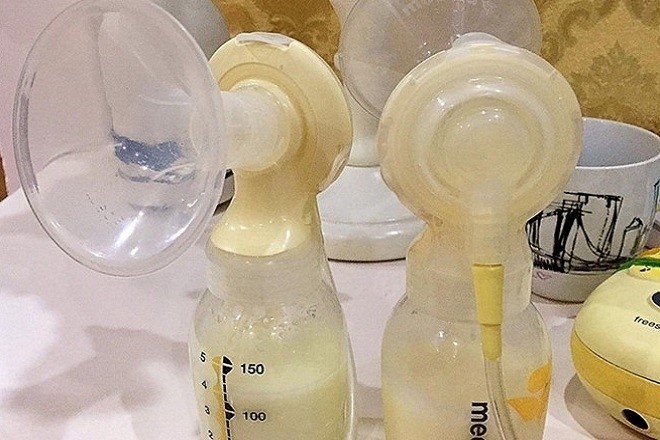máy hút sữa của medela