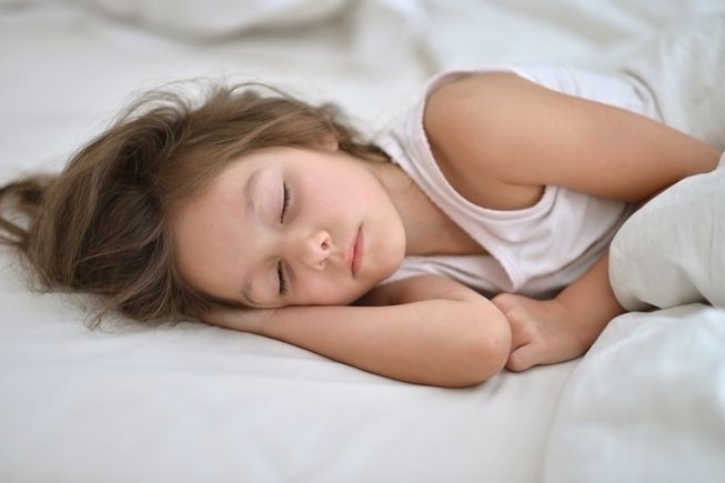 kid sleep bed 653x0_q80_crop smart