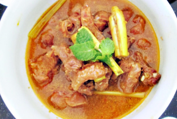 Bò kho sả nghệ