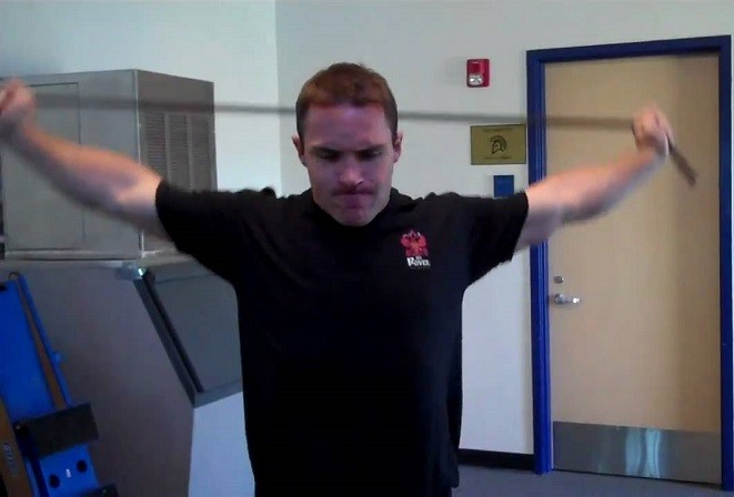 các bài tập chống gù lưng shoulder dislocation