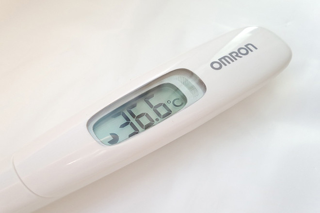 Ngày rụng trứng, nhiệt độ cơ thể phụ nữ ở khoảng 36.4 37 độ C.