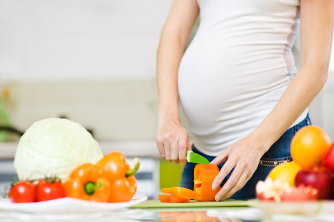 Không áp lực và phải chú ý dinh dưỡng để bảo đảm sức khỏe thai kỳ.