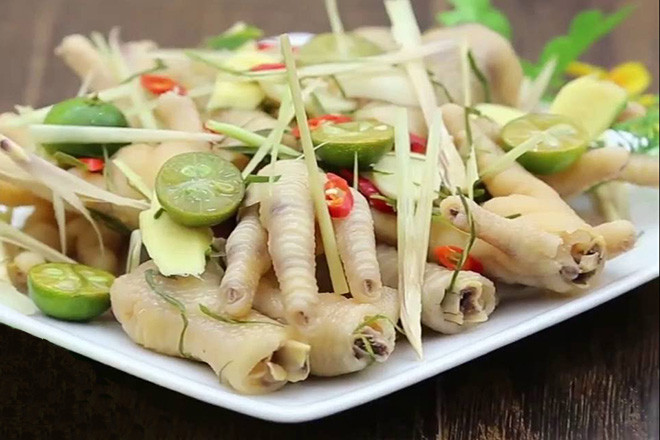 Chân gà ngâm chua ngọt