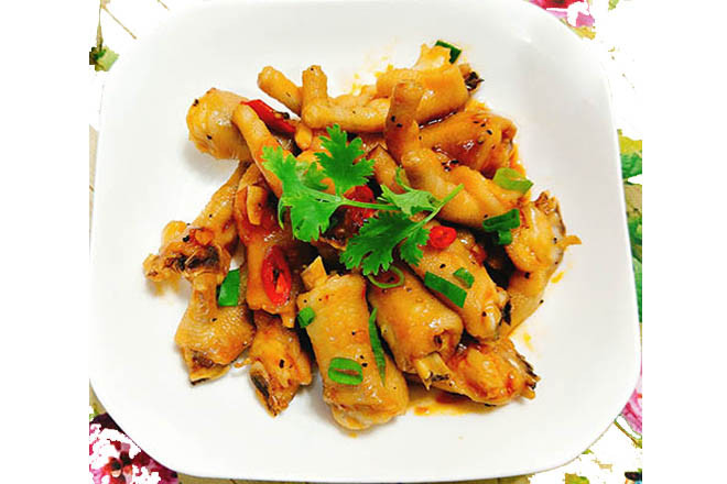 Chân gà xào chua ngọt hấp dẫn