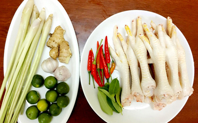 Nguyên liệu cho món chân gà ngâm chua ngọt