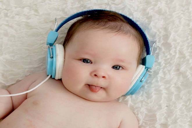 Bài hát bé tập nói