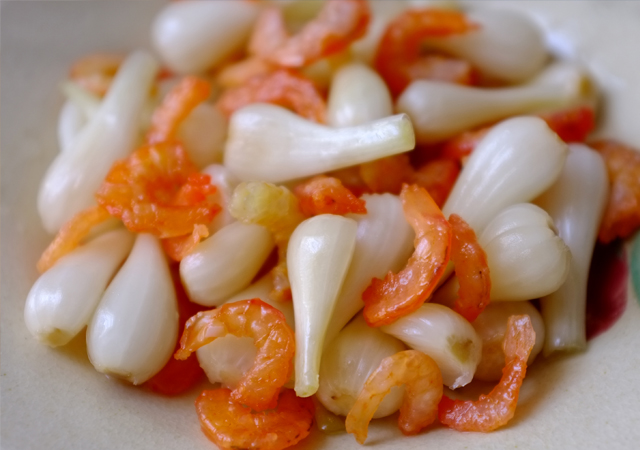 củ kiệu tôm khô