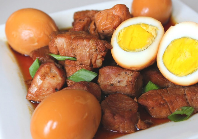 thịt kho tàu