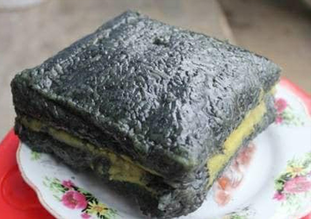 bánh chưng đen